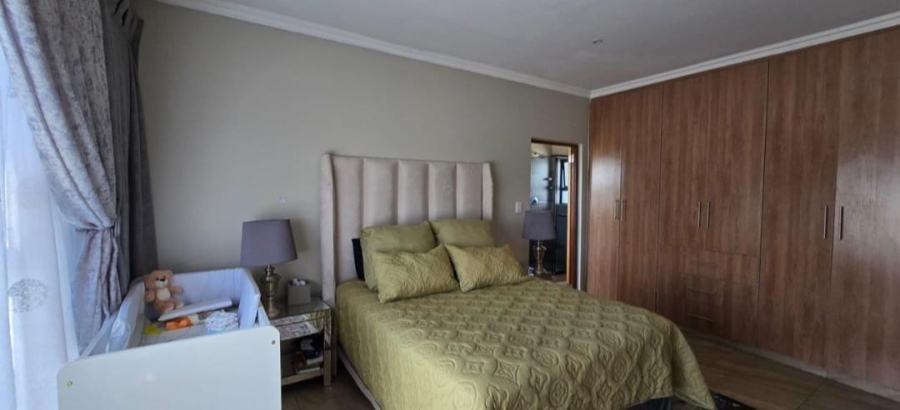 4 Bedroom Property for Sale in Vaalpark Free State